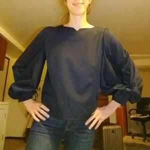 Formal, slightly cropped shirt